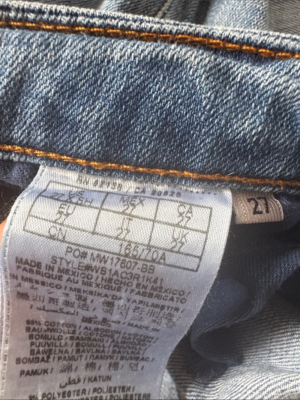 GUESS Skinny leg jeans size 27 - Picture 5 of 7